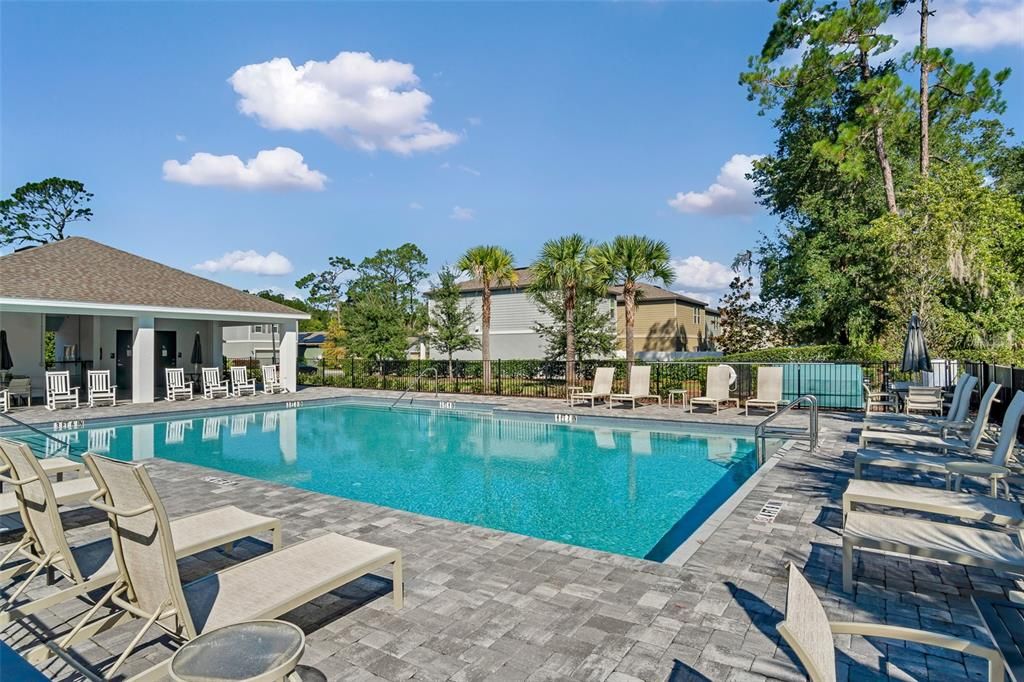 For Sale: $315,000 (3 beds, 2 baths, 1174 Square Feet)