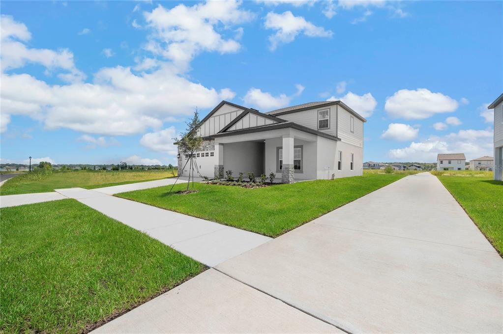 For Sale: $487,900 (5 beds, 2 baths, 2461 Square Feet)