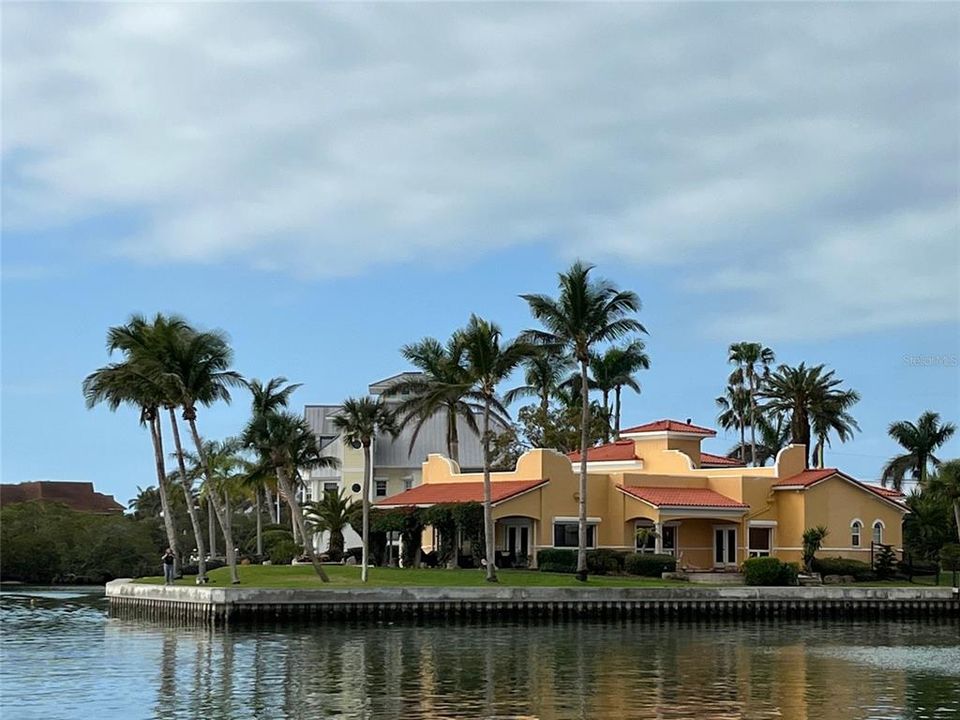 For Sale: $3,379,000 (5 beds, 3 baths, 3700 Square Feet)