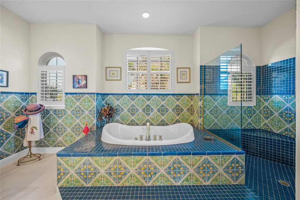 For Sale: $3,379,000 (5 beds, 3 baths, 3700 Square Feet)