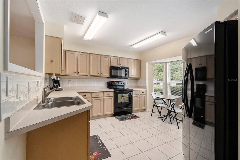 En Venta: $299,900 (2 camas, 2 baños, 1698 Pies cuadrados)