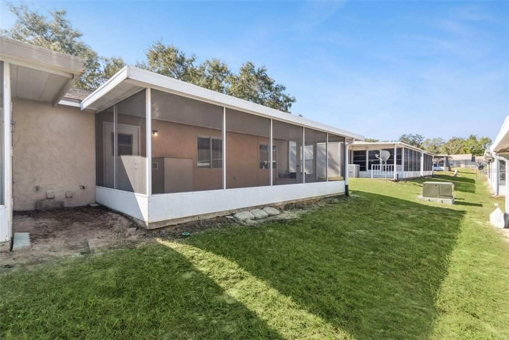 待售: $160,000 (2 贝兹, 2 浴室, 1140 平方英尺)