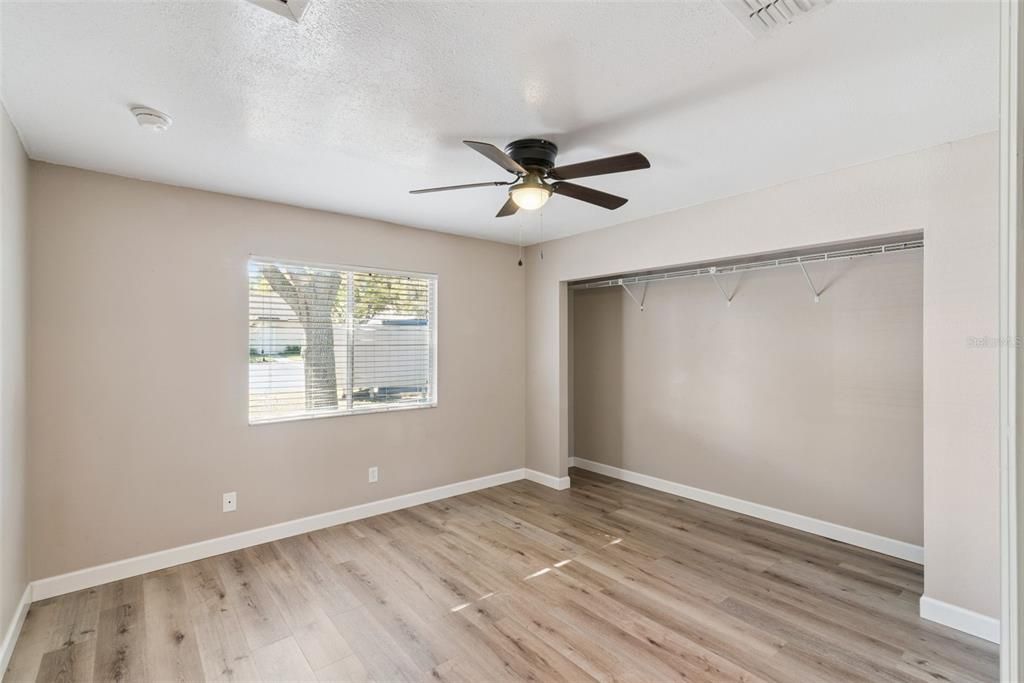 待售: $160,000 (2 贝兹, 2 浴室, 1140 平方英尺)