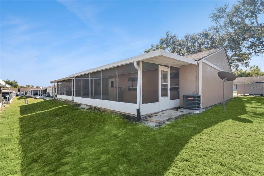 待售: $160,000 (2 贝兹, 2 浴室, 1140 平方英尺)