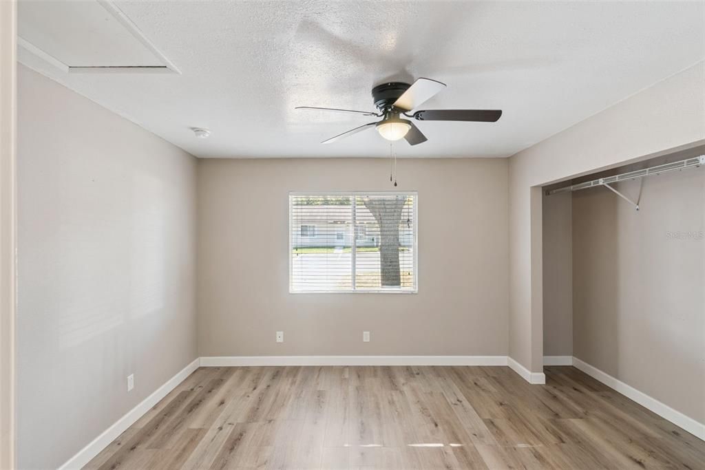 待售: $160,000 (2 贝兹, 2 浴室, 1140 平方英尺)