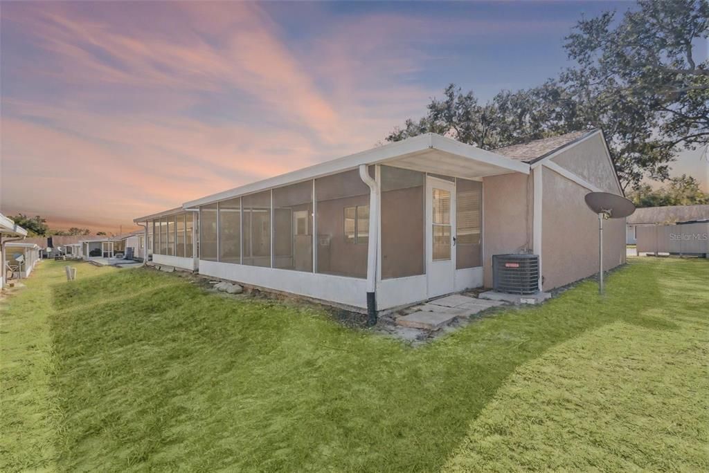 待售: $160,000 (2 贝兹, 2 浴室, 1140 平方英尺)