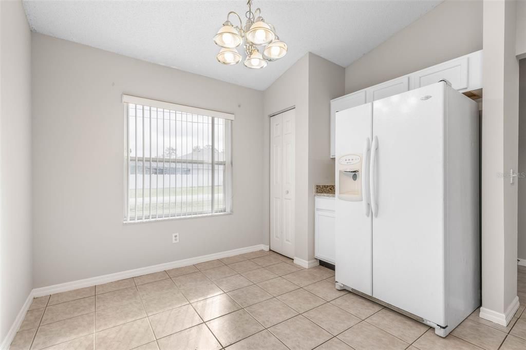 Active With Contract: $262,900 (3 beds, 2 baths, 1320 Square Feet)