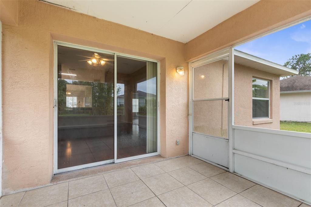 Active With Contract: $262,900 (3 beds, 2 baths, 1320 Square Feet)