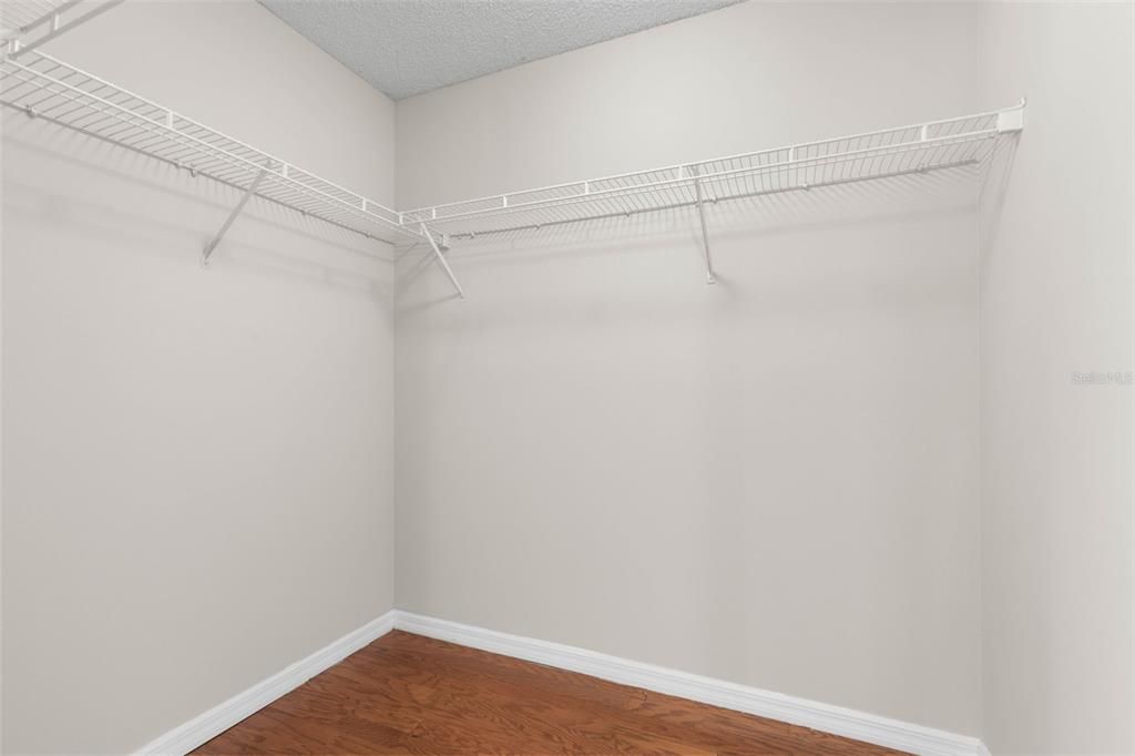 Active With Contract: $262,900 (3 beds, 2 baths, 1320 Square Feet)