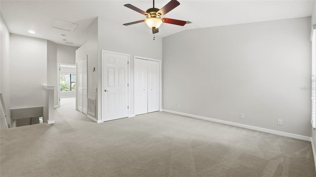 合同活跃: $2,600 (2 贝兹, 2 浴室, 1507 平方英尺)