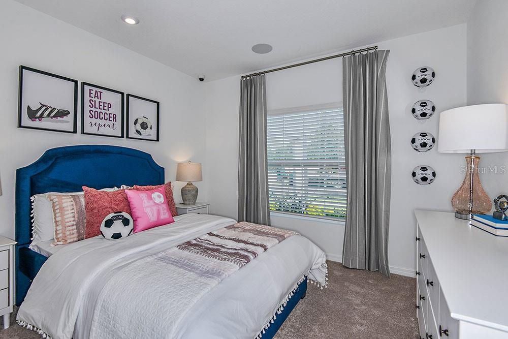 For Sale: $352,000 (4 beds, 2 baths, 1848 Square Feet)