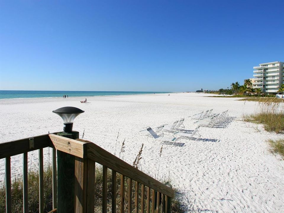 For Sale: $1,250,000 (2 beds, 2 baths, 1642 Square Feet)