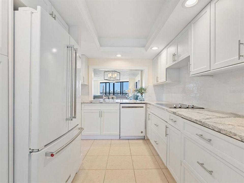 For Sale: $1,250,000 (2 beds, 2 baths, 1642 Square Feet)