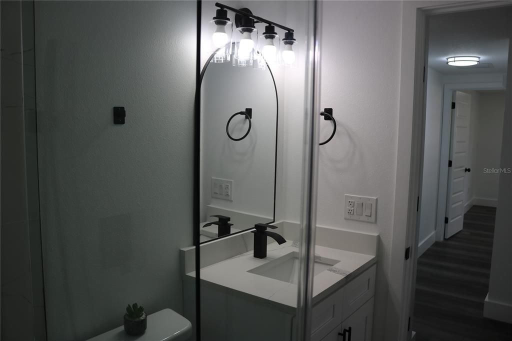 For Sale: $279,000 (3 beds, 2 baths, 1220 Square Feet)