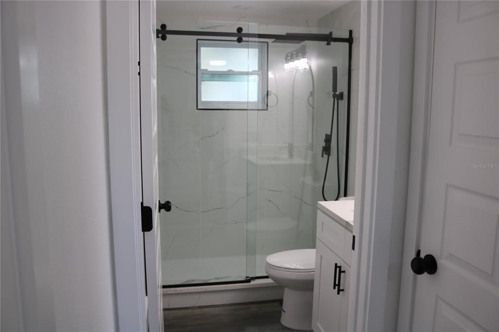 For Sale: $279,000 (3 beds, 2 baths, 1220 Square Feet)