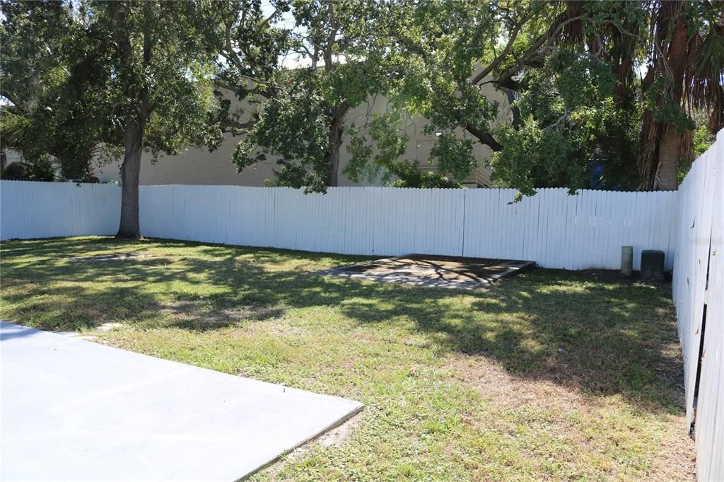 For Sale: $279,000 (3 beds, 2 baths, 1220 Square Feet)