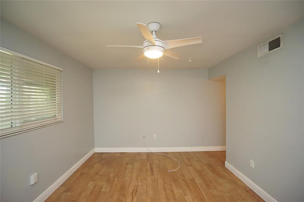 For Rent: $1,495 (2 beds, 2 baths, 975 Square Feet)