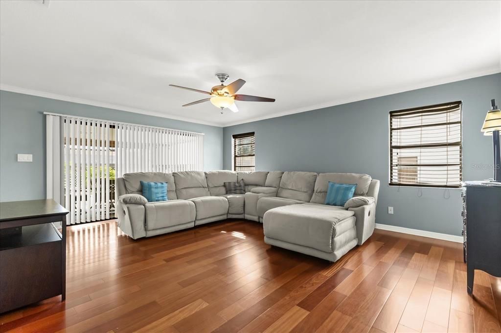 For Sale: $649,900 (4 beds, 2 baths, 2678 Square Feet)