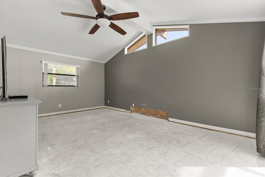 For Sale: $649,900 (4 beds, 2 baths, 2678 Square Feet)