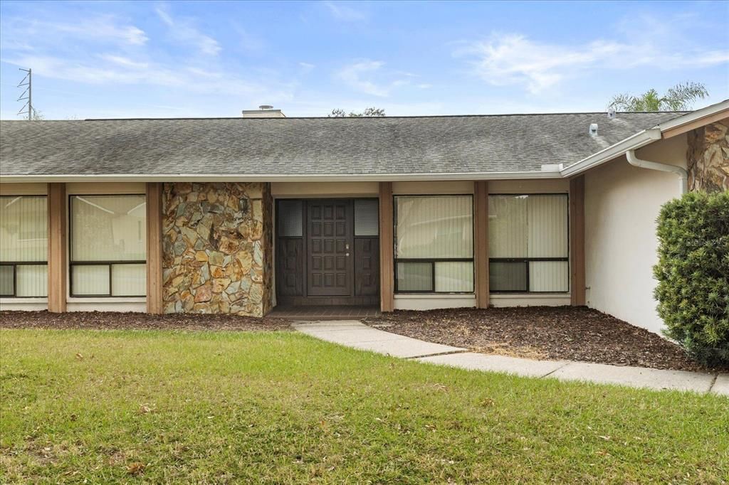 For Sale: $649,900 (4 beds, 2 baths, 2678 Square Feet)