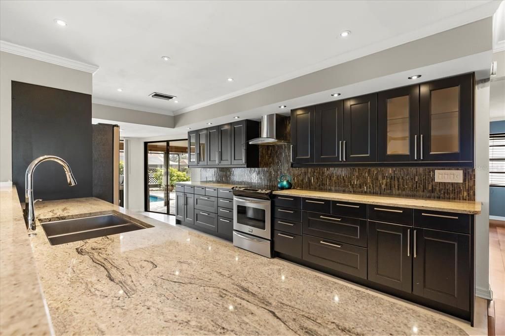 For Sale: $649,900 (4 beds, 2 baths, 2678 Square Feet)