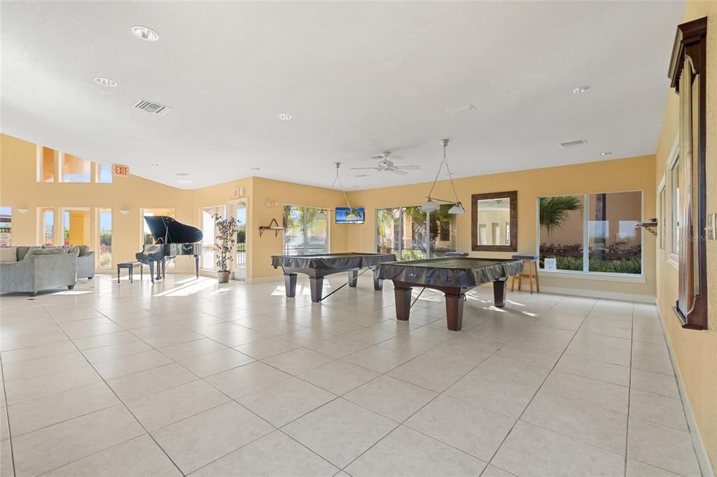 待售: $270,000 (2 贝兹, 2 浴室, 1153 平方英尺)