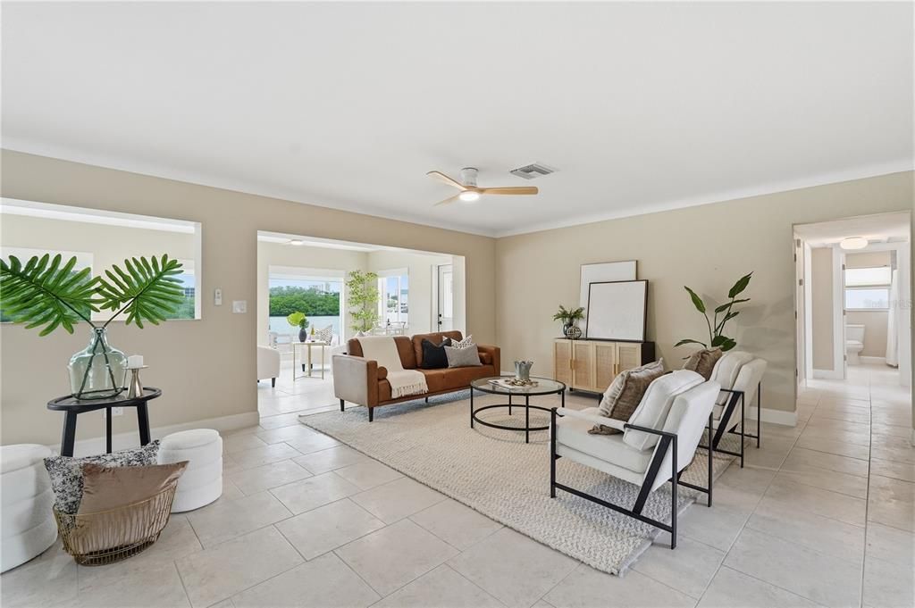 En Venta: $1,050,000 (3 camas, 2 baños, 2098 Pies cuadrados)