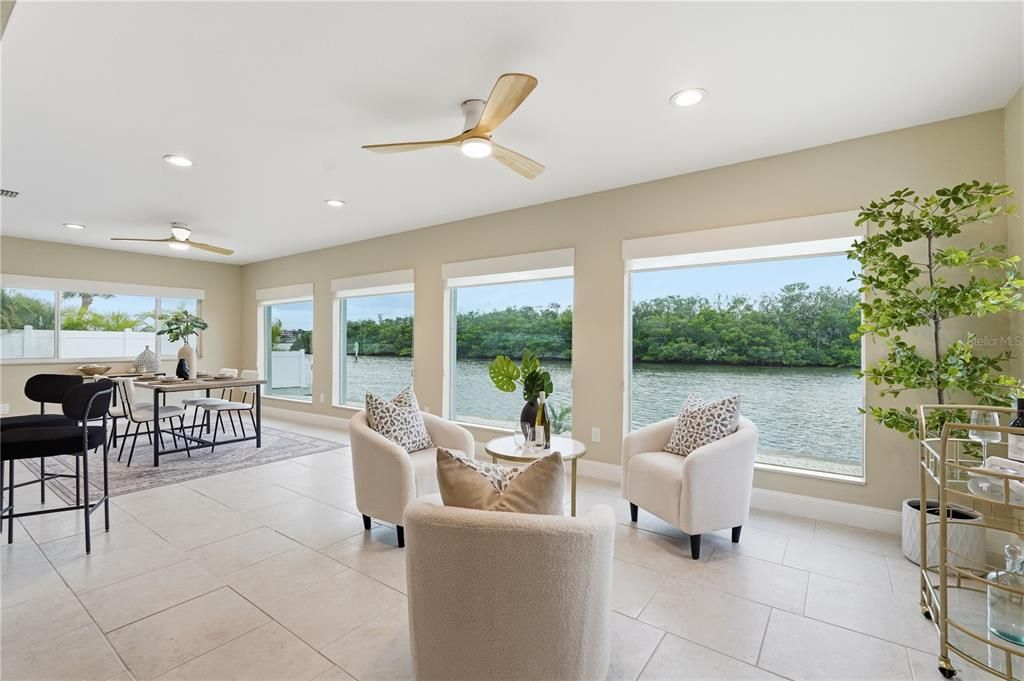 En Venta: $1,050,000 (3 camas, 2 baños, 2098 Pies cuadrados)