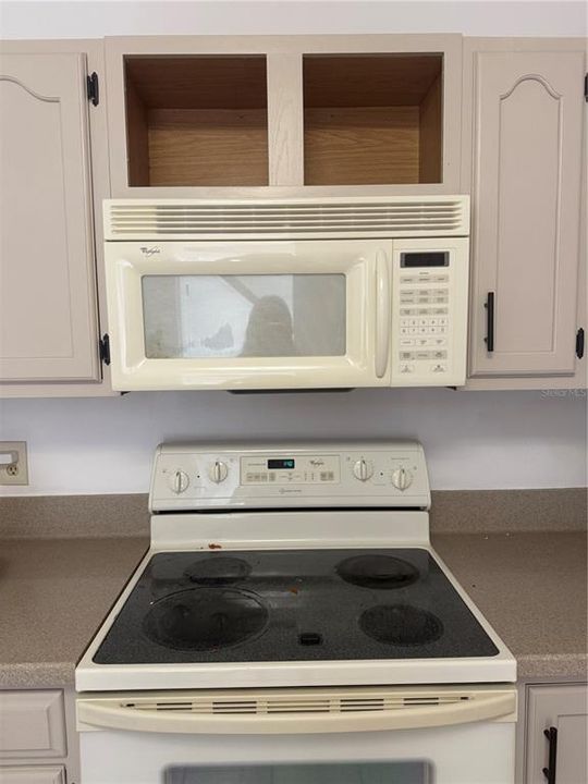 For Rent: $1,375 (2 beds, 1 baths, 1100 Square Feet)