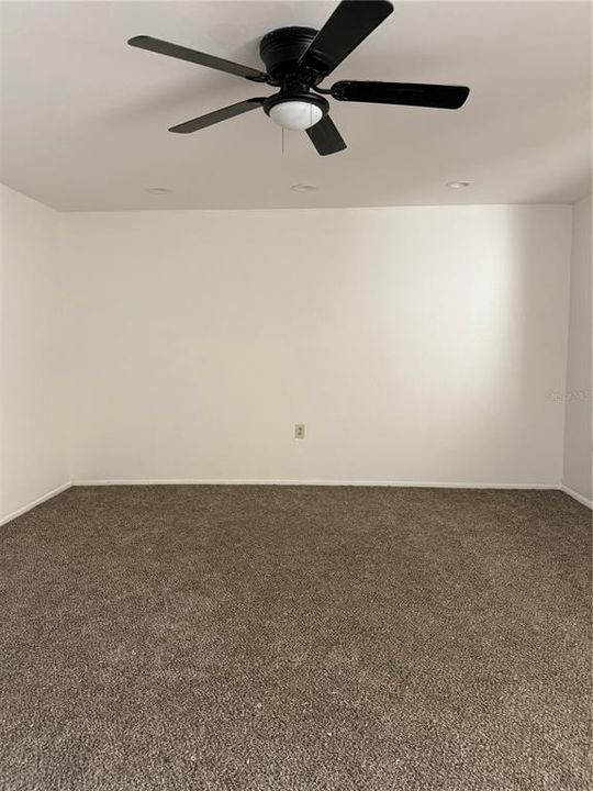 For Rent: $1,375 (2 beds, 1 baths, 1100 Square Feet)