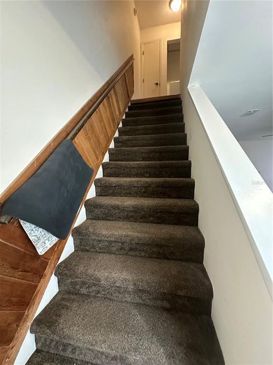 For Rent: $1,375 (2 beds, 1 baths, 1100 Square Feet)