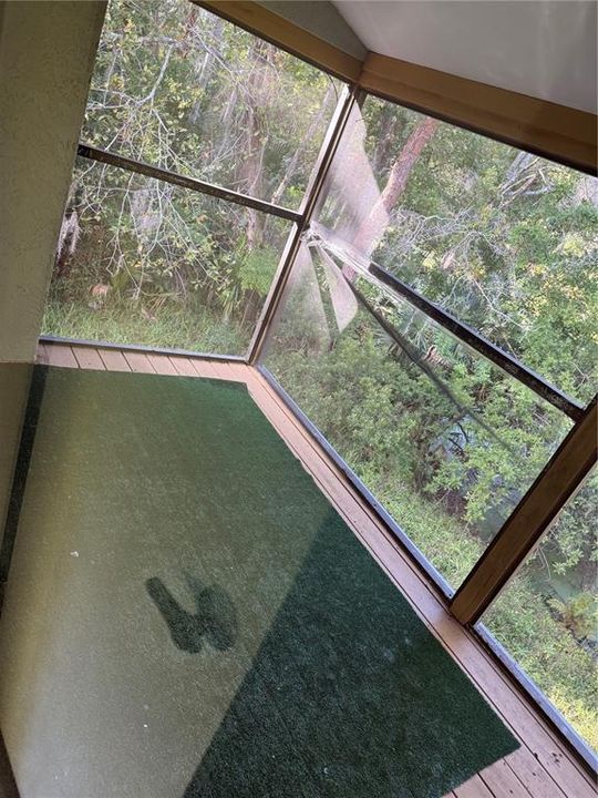 For Rent: $1,375 (2 beds, 1 baths, 1100 Square Feet)