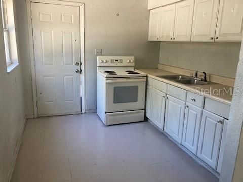 В аренду: $600 (2 спален, 1 ванн, 672 Квадратных фут)