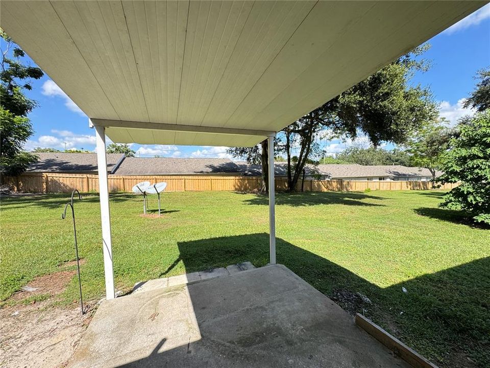 For Rent: $1,200 (2 beds, 1 baths, 672 Square Feet)