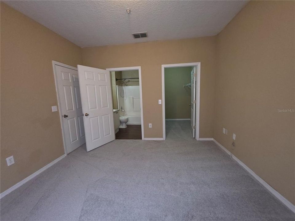 出租: $1,515 (2 贝兹, 2 浴室, 1106 平方英尺)