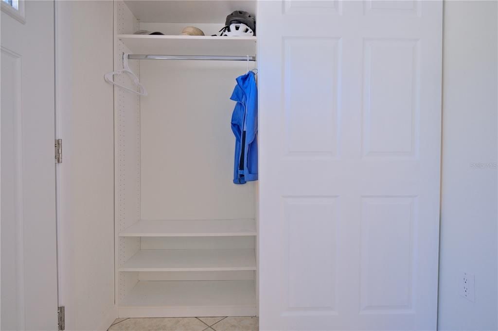 Под контрактом: $425,000 (2 спален, 2 ванн, 992 Квадратных фут)