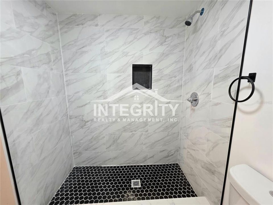 В аренду: $2,100 (2 спален, 2 ванн, 938 Квадратных фут)