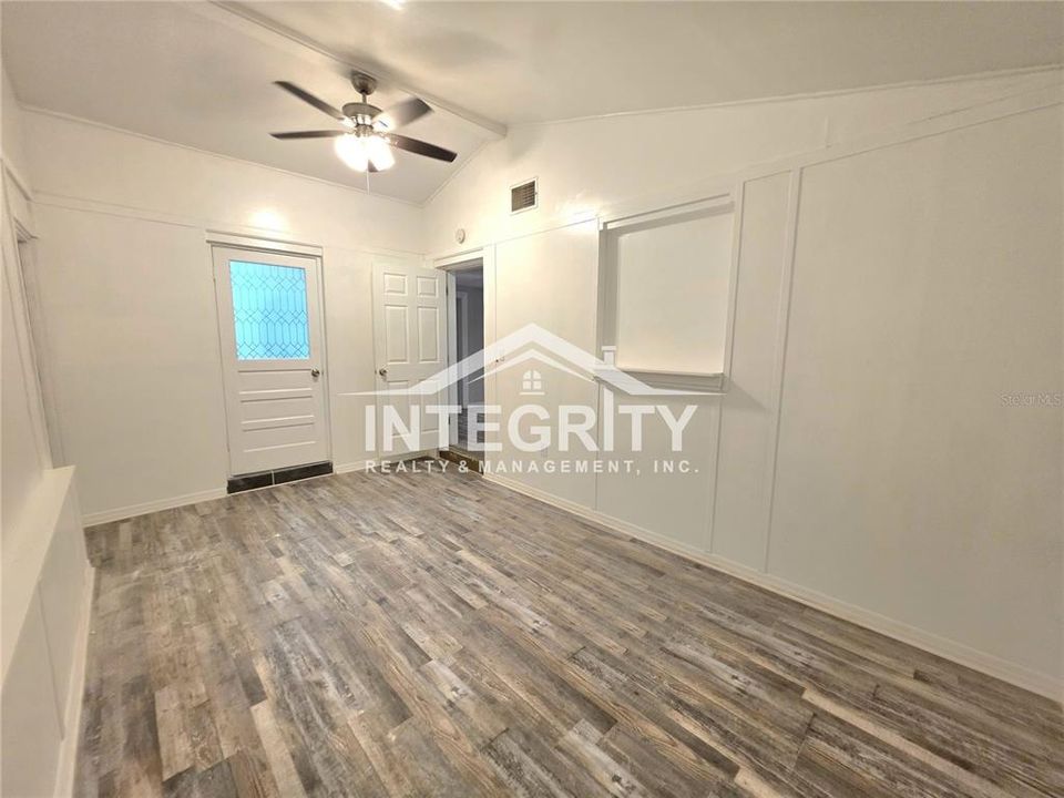 В аренду: $2,100 (2 спален, 2 ванн, 938 Квадратных фут)