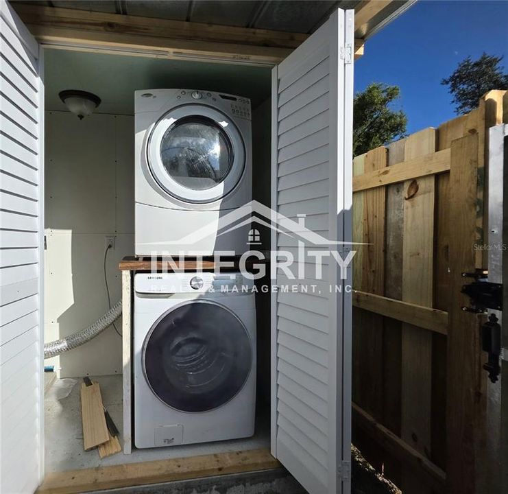 В аренду: $2,100 (2 спален, 2 ванн, 938 Квадратных фут)