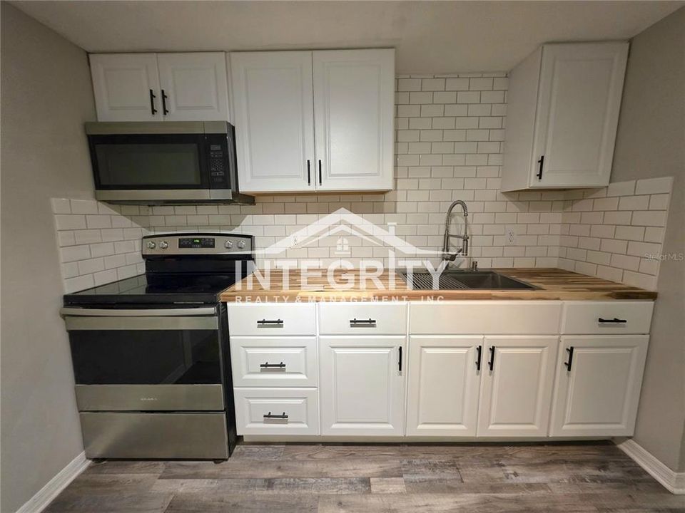 В аренду: $2,100 (2 спален, 2 ванн, 938 Квадратных фут)