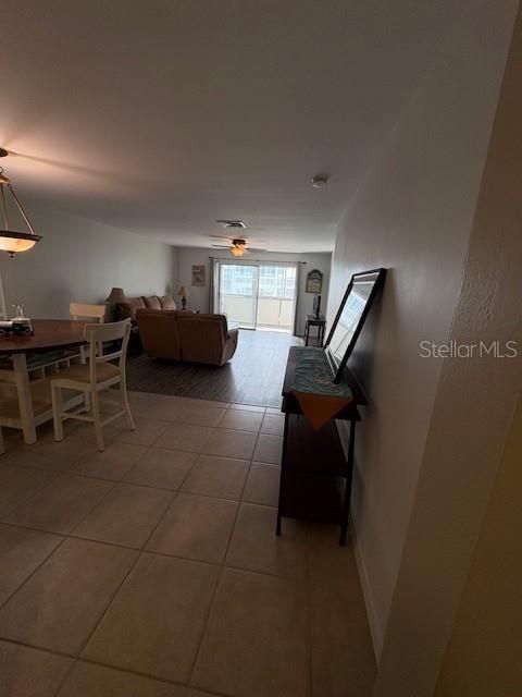 В аренду: $2,300 (2 спален, 2 ванн, 1133 Квадратных фут)