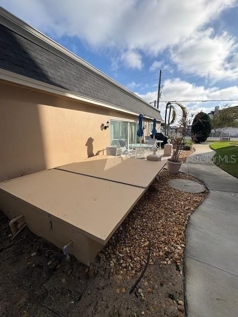 В аренду: $2,300 (2 спален, 2 ванн, 1133 Квадратных фут)