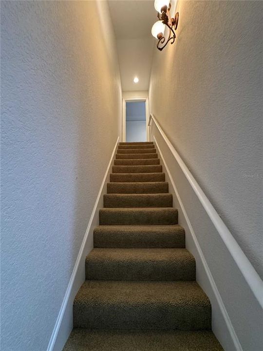 En Venta: $799,000 (4 camas, 2 baños, 2943 Pies cuadrados)