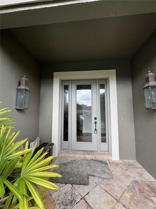 En Venta: $799,000 (4 camas, 2 baños, 2943 Pies cuadrados)