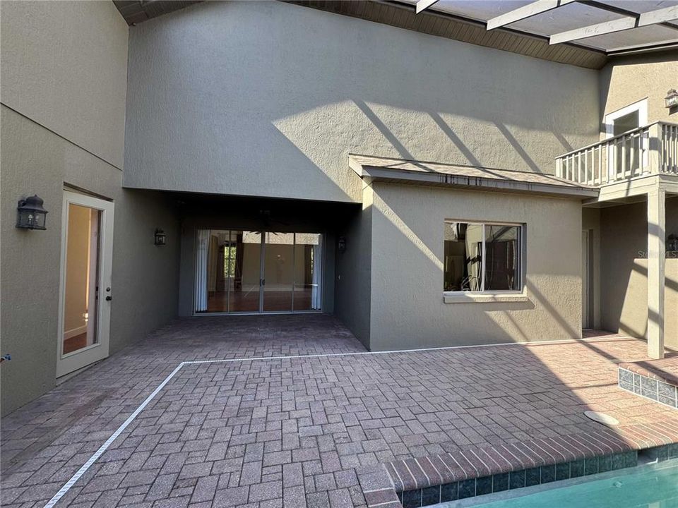 En Venta: $799,000 (4 camas, 2 baños, 2943 Pies cuadrados)