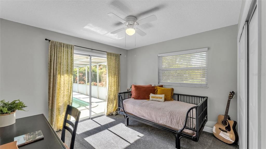 En Venta: $649,900 (4 camas, 2 baños, 2357 Pies cuadrados)