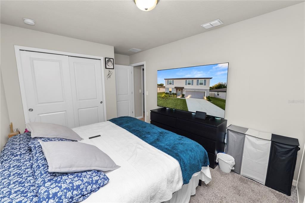 For Sale: $359,000 (4 beds, 2 baths, 2364 Square Feet)