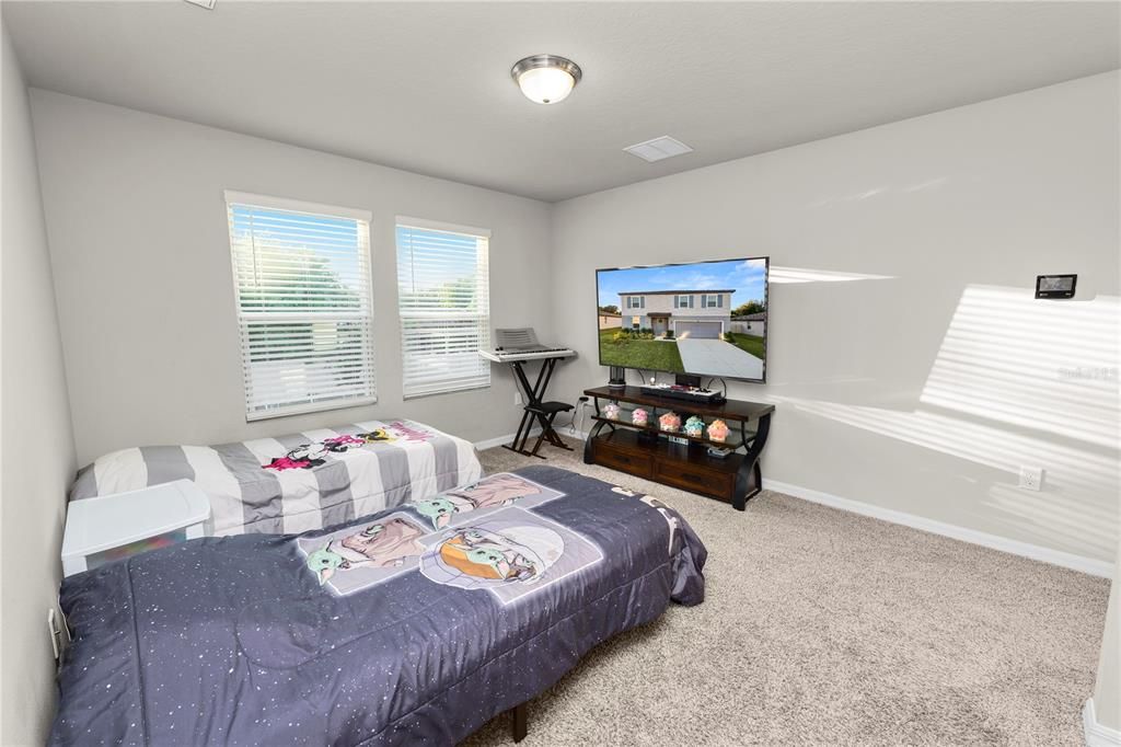 For Sale: $359,000 (4 beds, 2 baths, 2364 Square Feet)