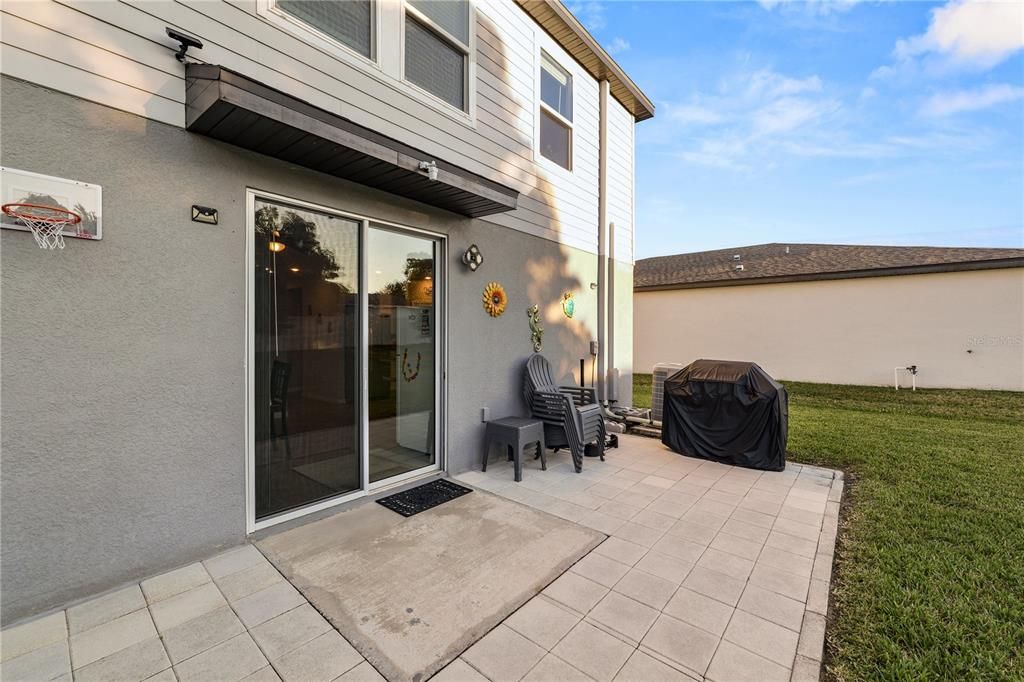 For Sale: $359,000 (4 beds, 2 baths, 2364 Square Feet)