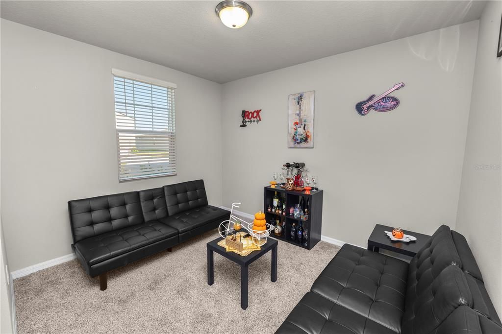 For Sale: $359,000 (4 beds, 2 baths, 2364 Square Feet)